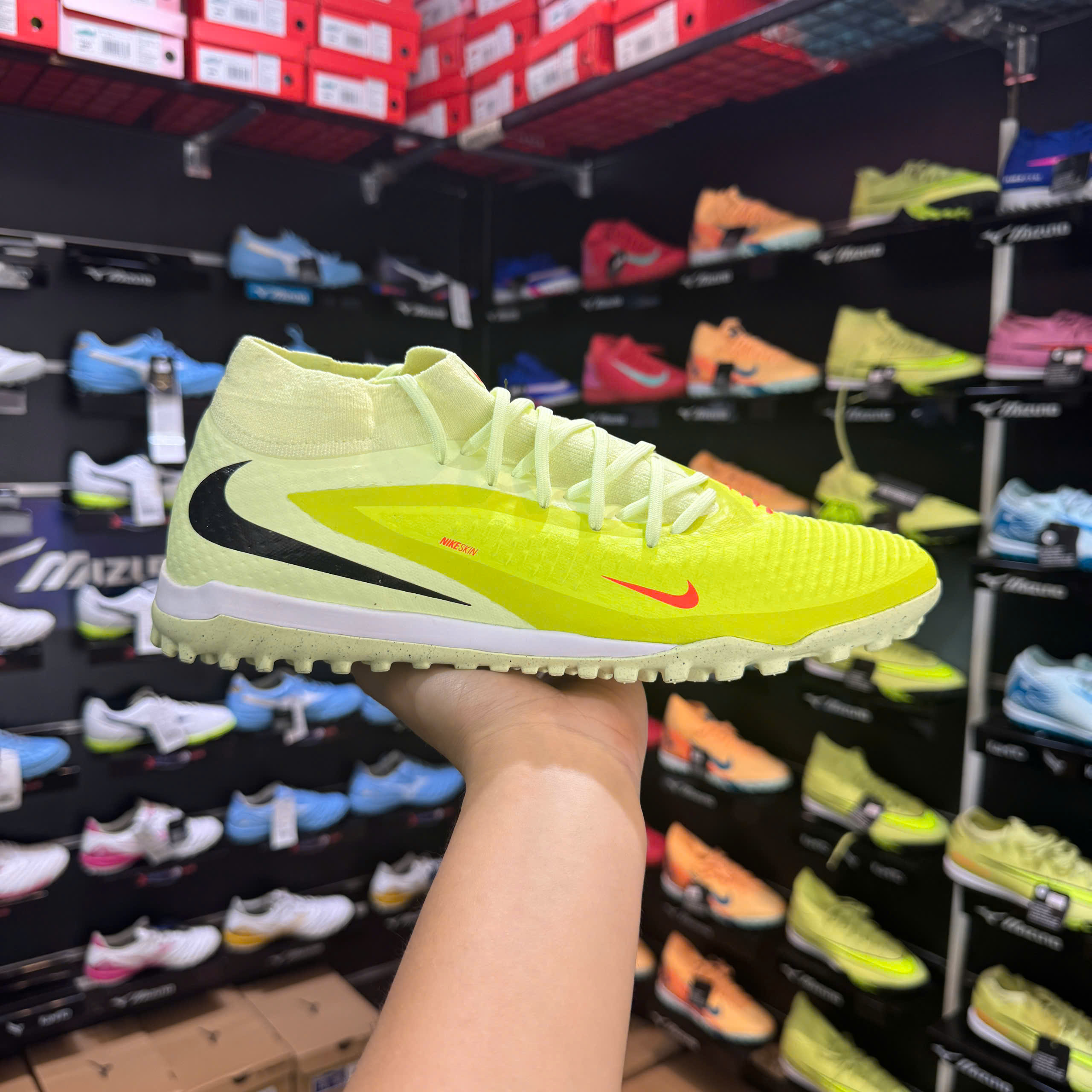 Nike Phantom 6 High Academy TF - HQ2277-800