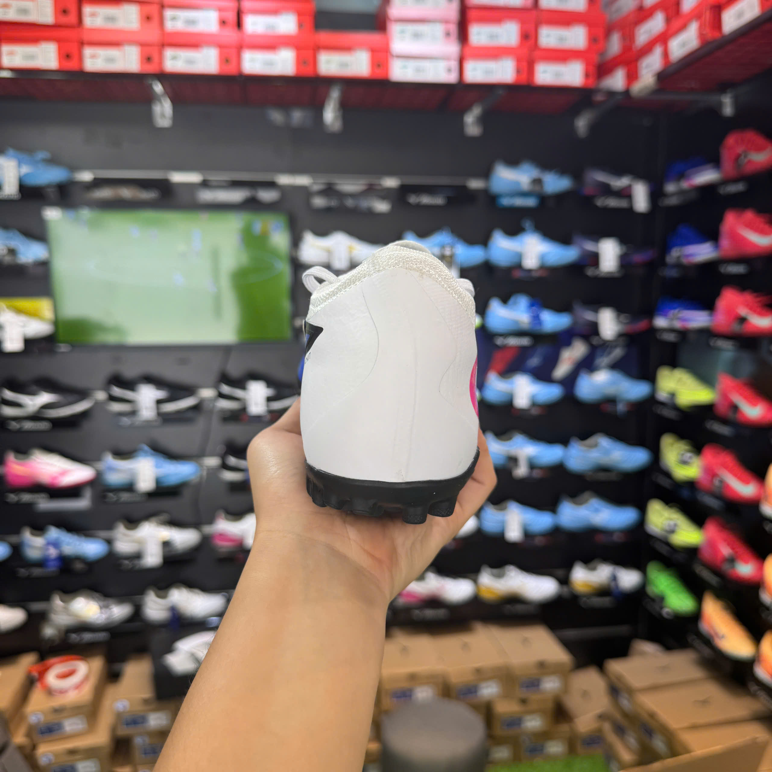Giày đá bóng Nike Phantom 6 Pro Low TF Attack - HJ4123-446 - Xanh Trắng