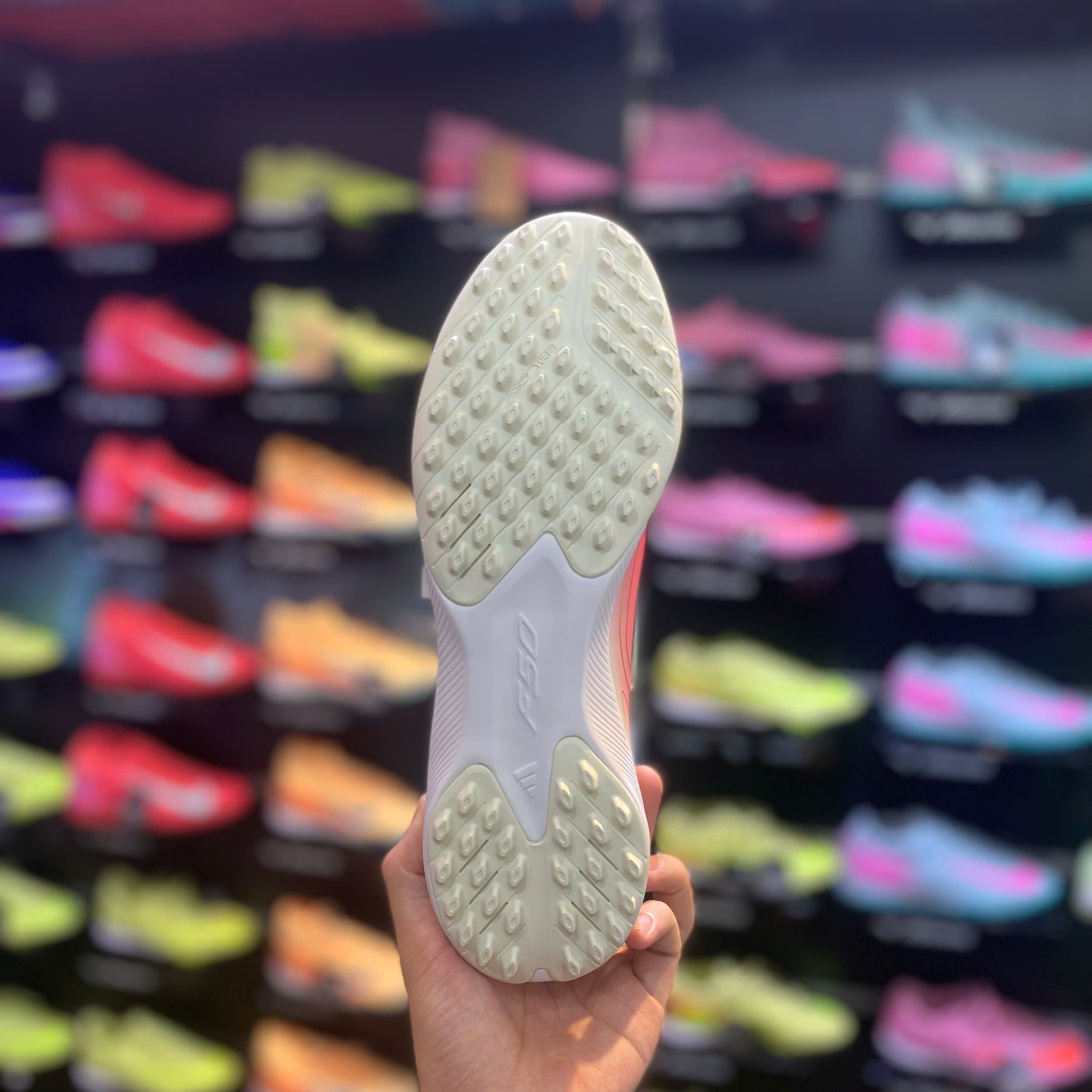adidas F50 Hyperfast League TF Road to Glory - IH4582