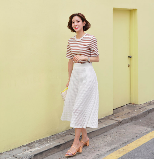 Đầm váy midi trắng cổ V nút bọc tay dài xuongvnxk (kèm hình thật) | Shopee  Việt Nam