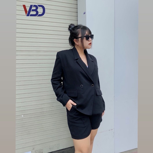 Áo blazer và quần lửng