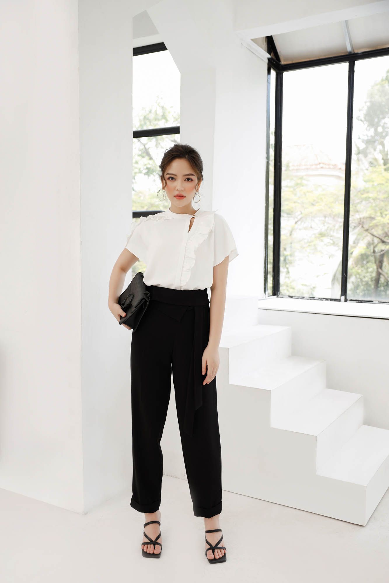 Quần dài nữ công sở cạp cao thiết kế S.PEARL dáng ống búp màu đen 20PF6812136