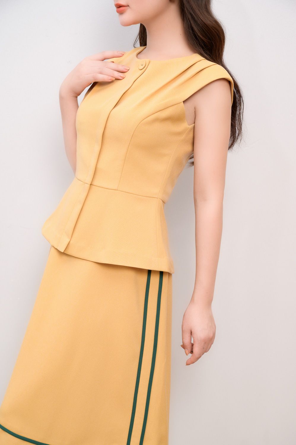 Đầm nữ thương hiệu Đầm Váy Mina thiết kế dáng xoè vạt chéo chất liệu Cotton  dự tiệc, công sở - MN210 - Tìm Voucher