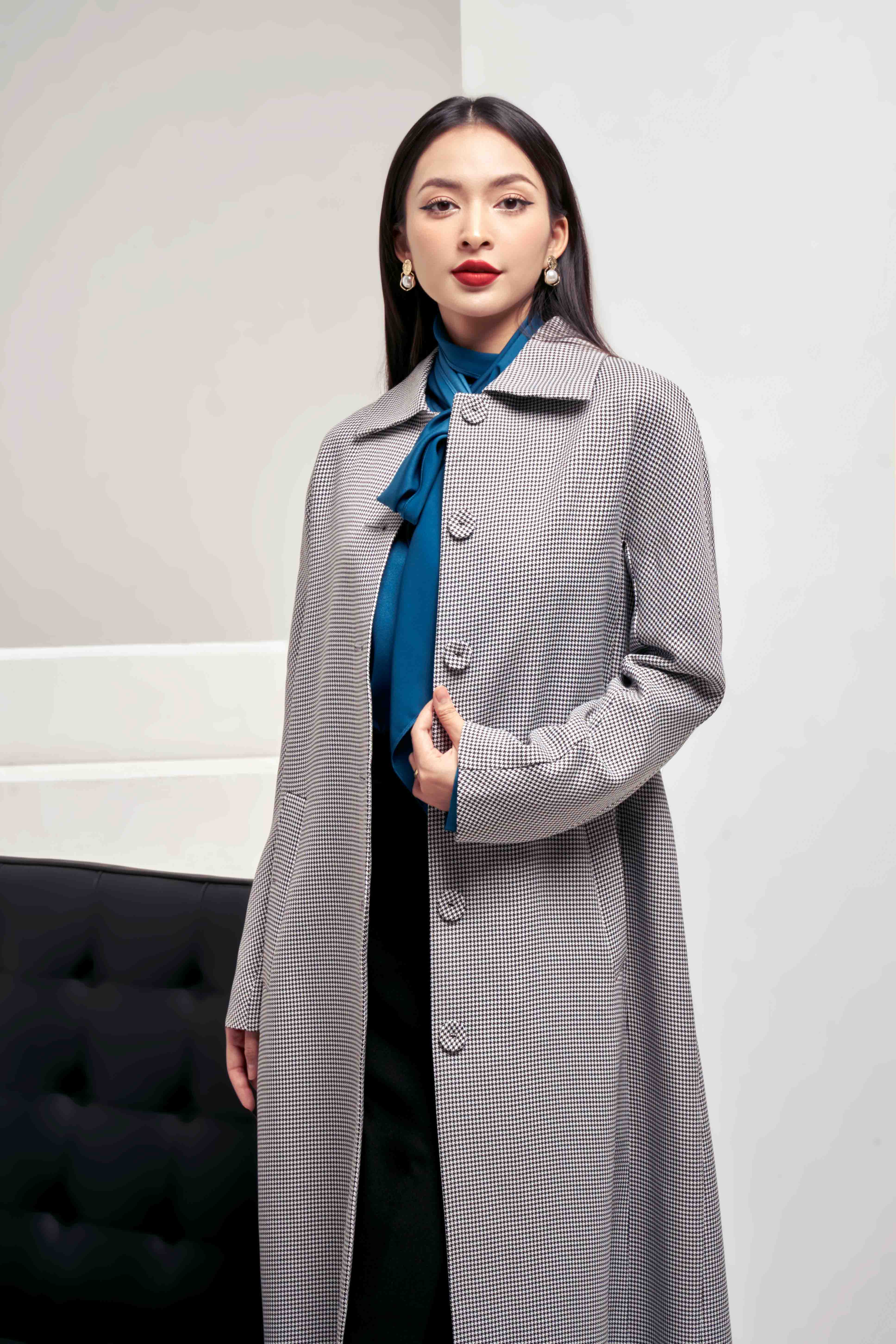 Áo khoác nữ 22GF6896201/SP2210