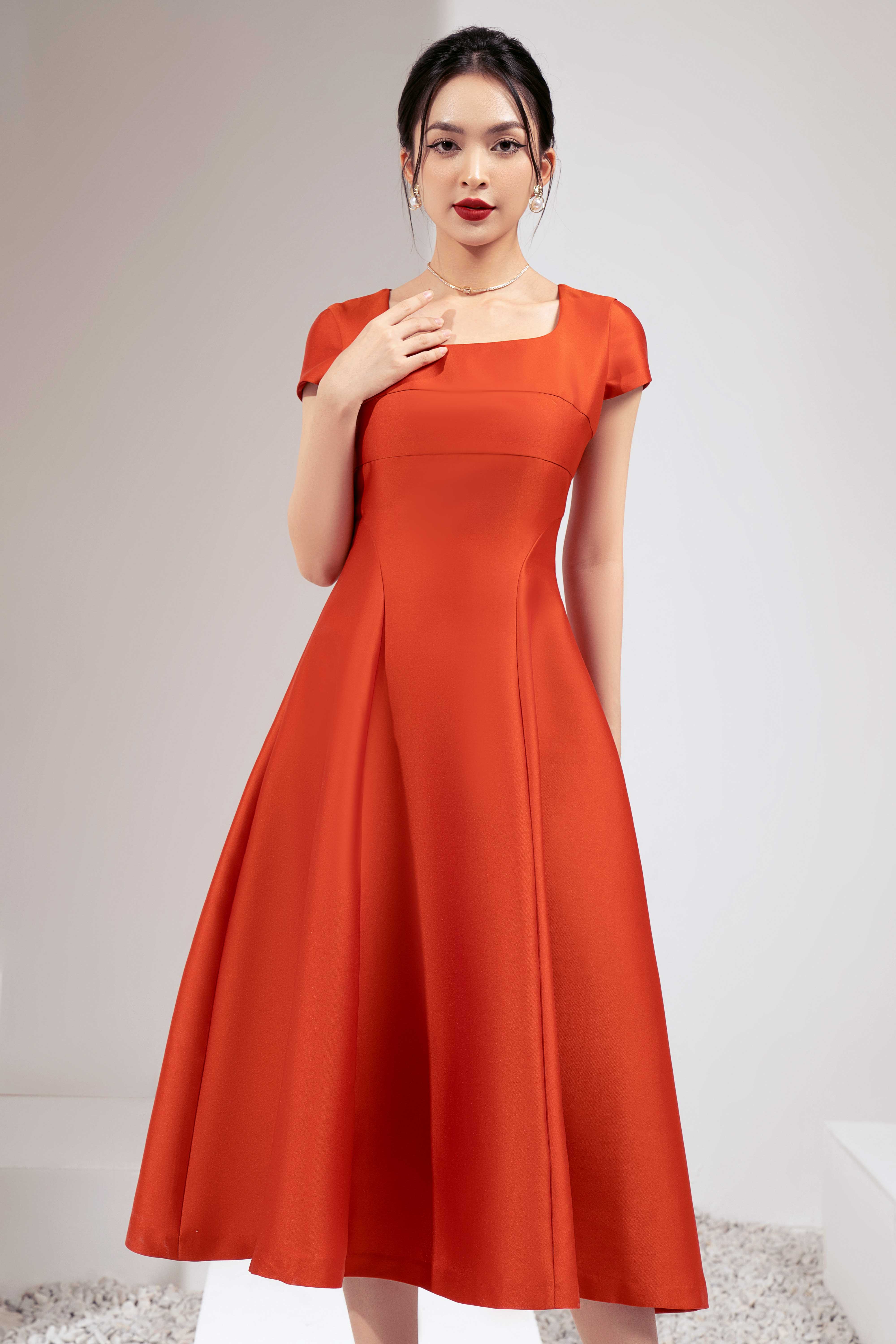 Đầm liền nữ 22LF3A6896261/SP2214A