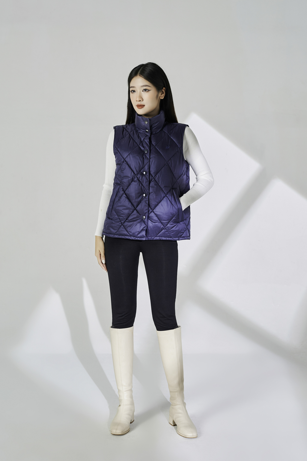 Công ty may áo gile nữ công sở cao cấp, kiểu dáng phù hợp cho nhiều đối  tượng - 8875 | Hotelmart.vn