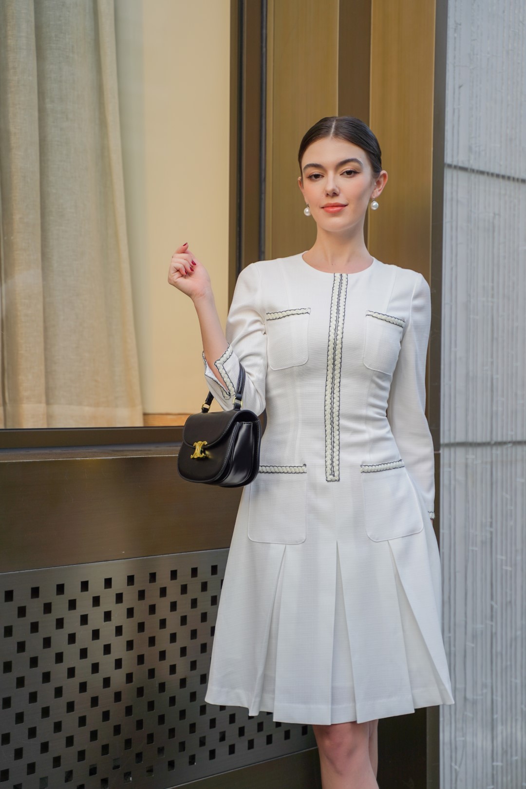 Váy Liền Phong Cách Trưởng Thành Nhẹ Nhàng Hepburn Màu Trắng Váy Trắng Tay  Bồng Nữ Váy Dài Quá Đầu Gối Khí Chất Tôn Dáng Thắt Eo Cổ Vuông Mùa Hè |