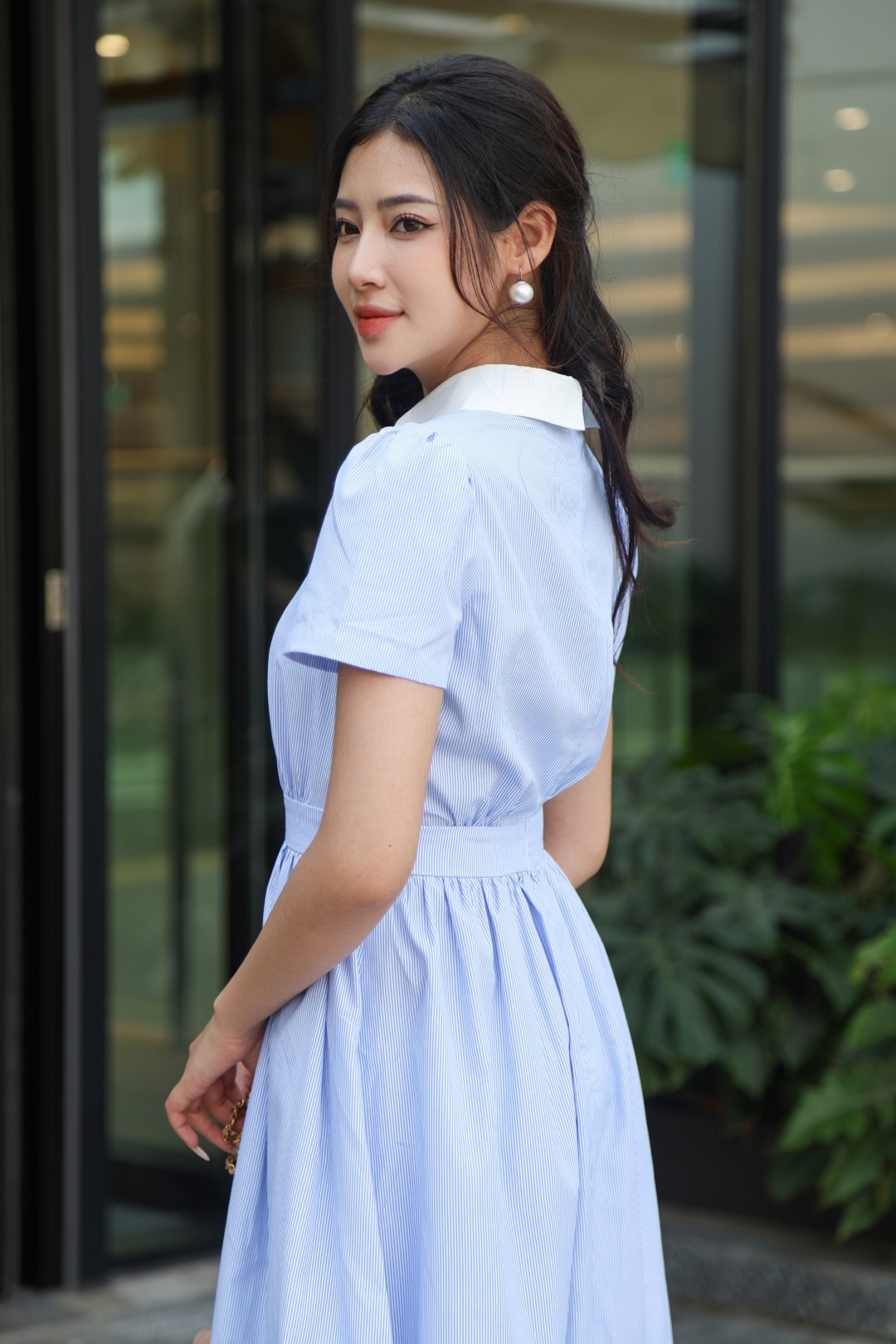 Váy đầm xòe màu đẹp nổi bật cổ điển phong cách - Thời trang - Việt Giải Trí