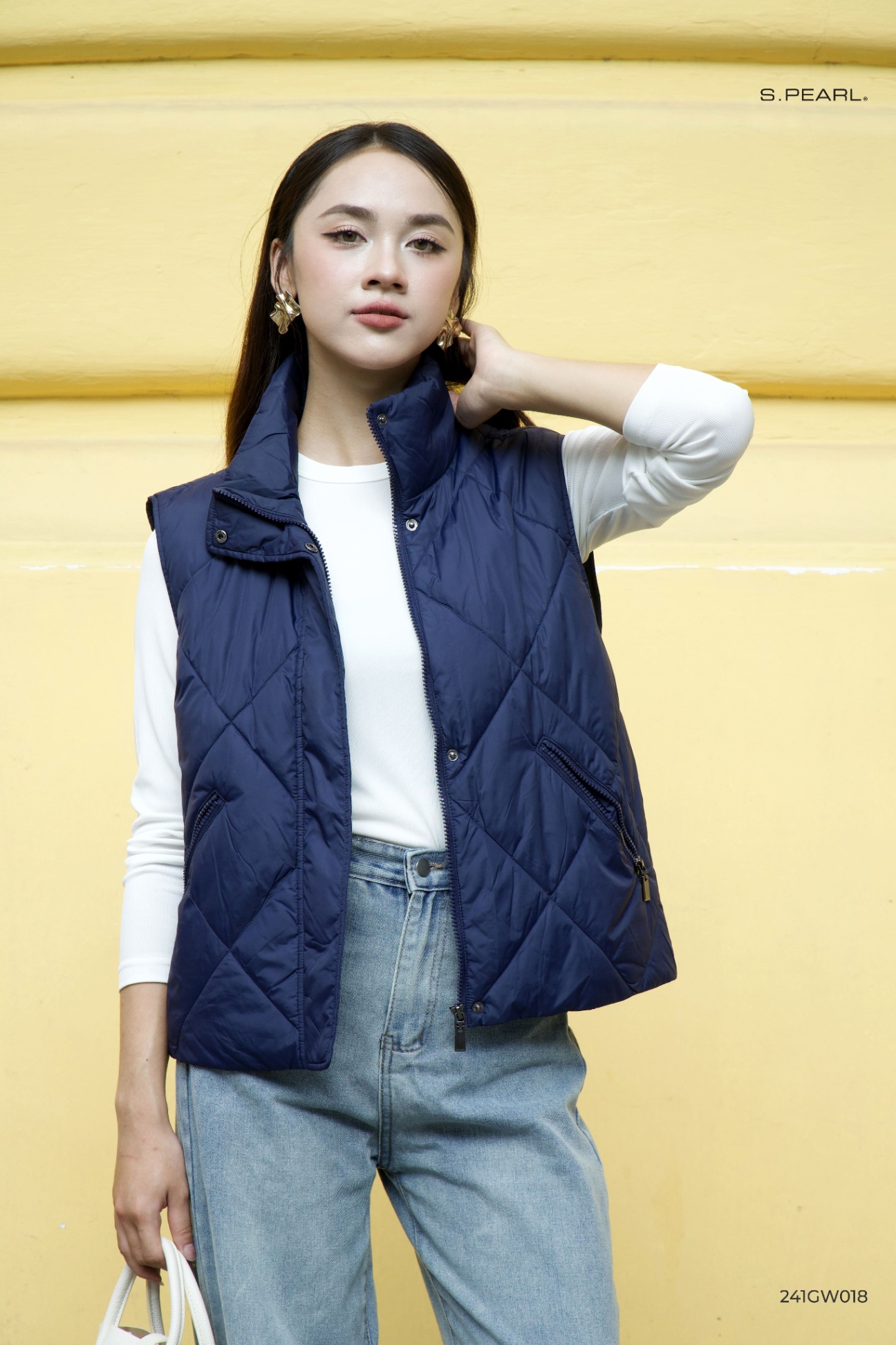 Áo gile 3L nữ 241GW018 /FY2401 TP: 100% Nylon