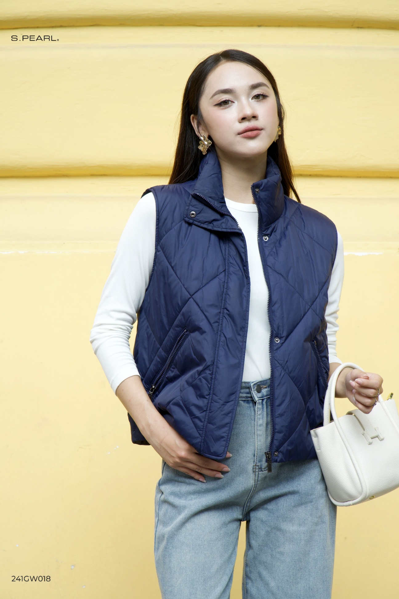 Áo gile 3L nữ 241GW018 /FY2401 TP: 100% Nylon