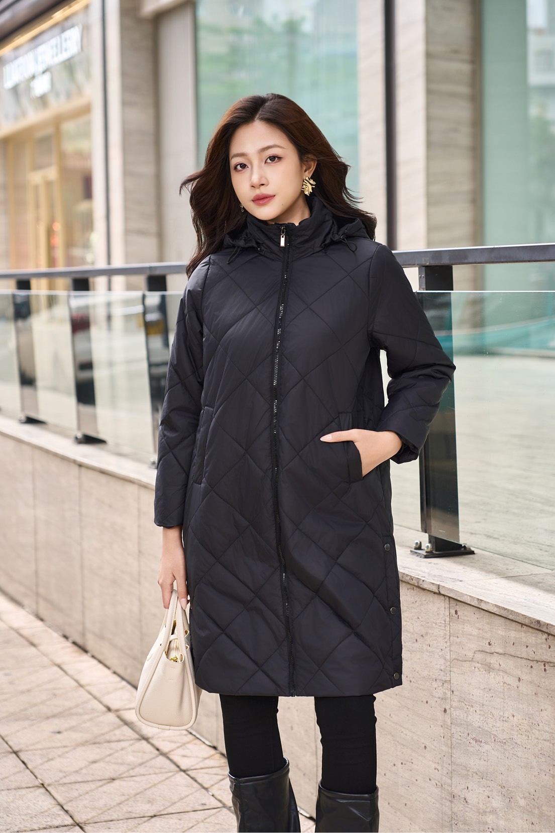 Áo Jacket 3L nữ 241JW017/FY2401 TP: 100% Nylon