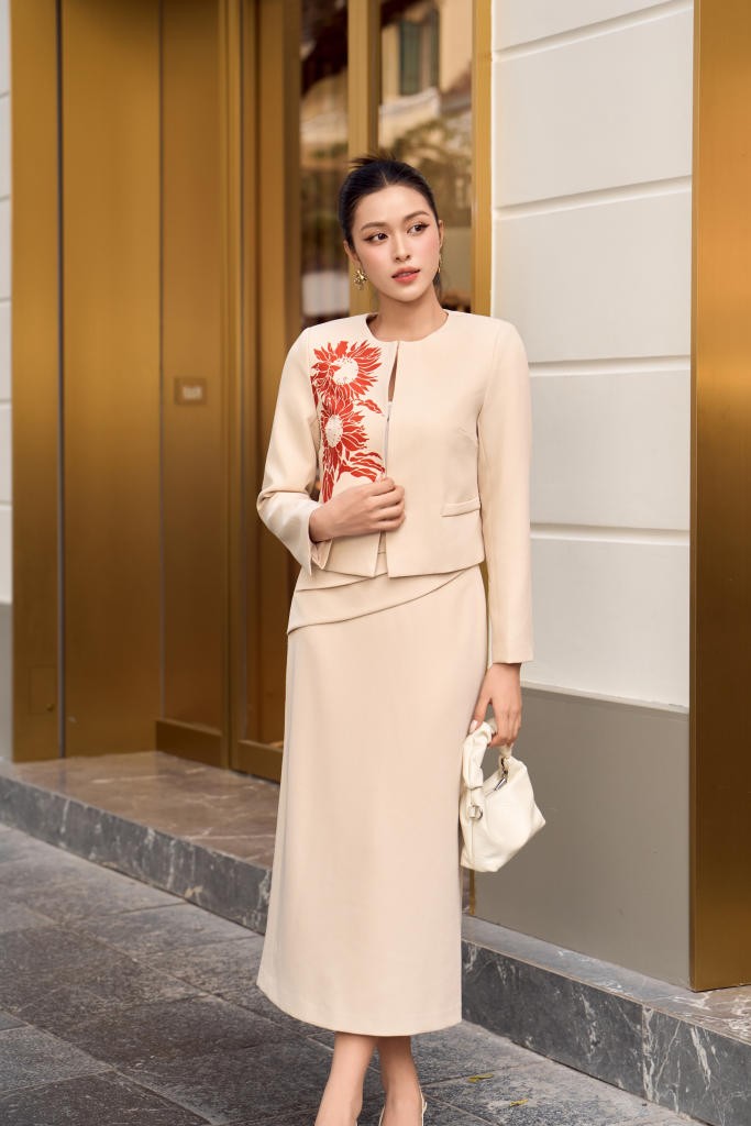 Áo khoác ngắn nữ 25HF6895196/SP2514
