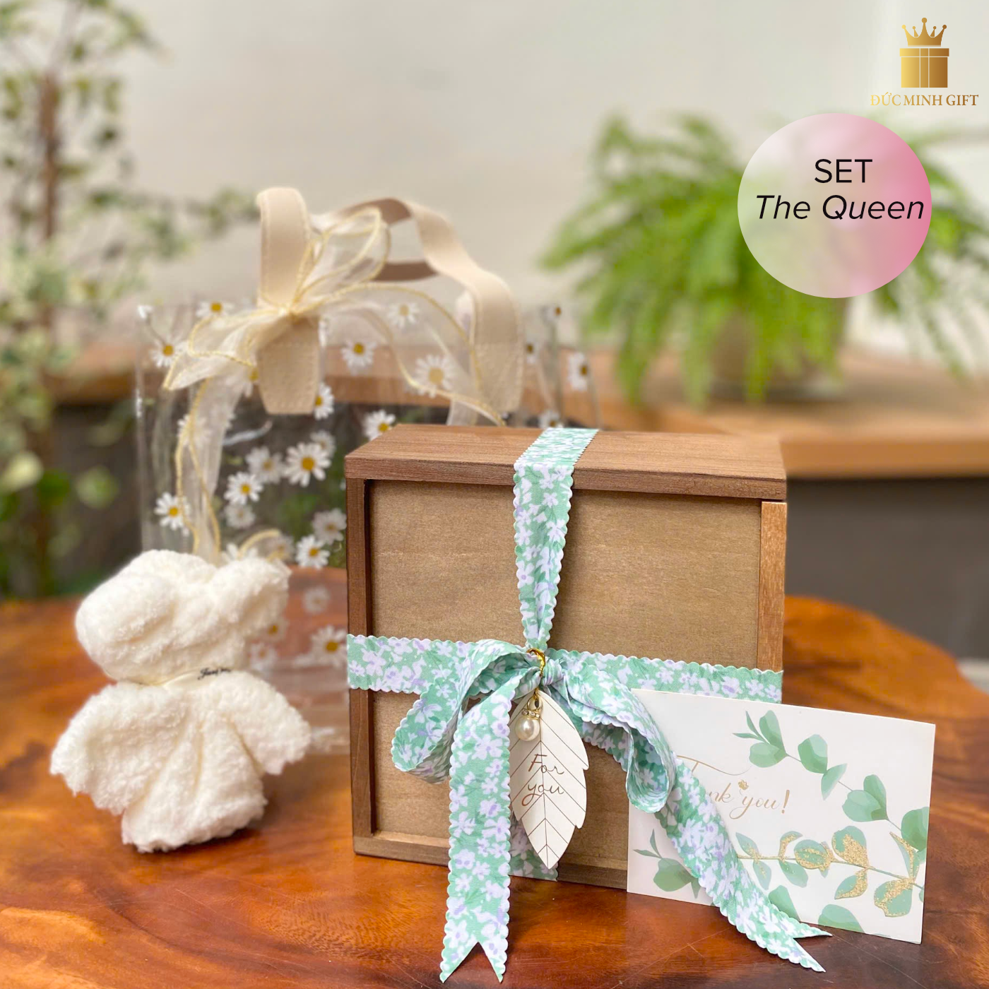 Bộ quà tặng The Queen nữ hoàng party bình giữ nhiệt pha lê bạc 200ml