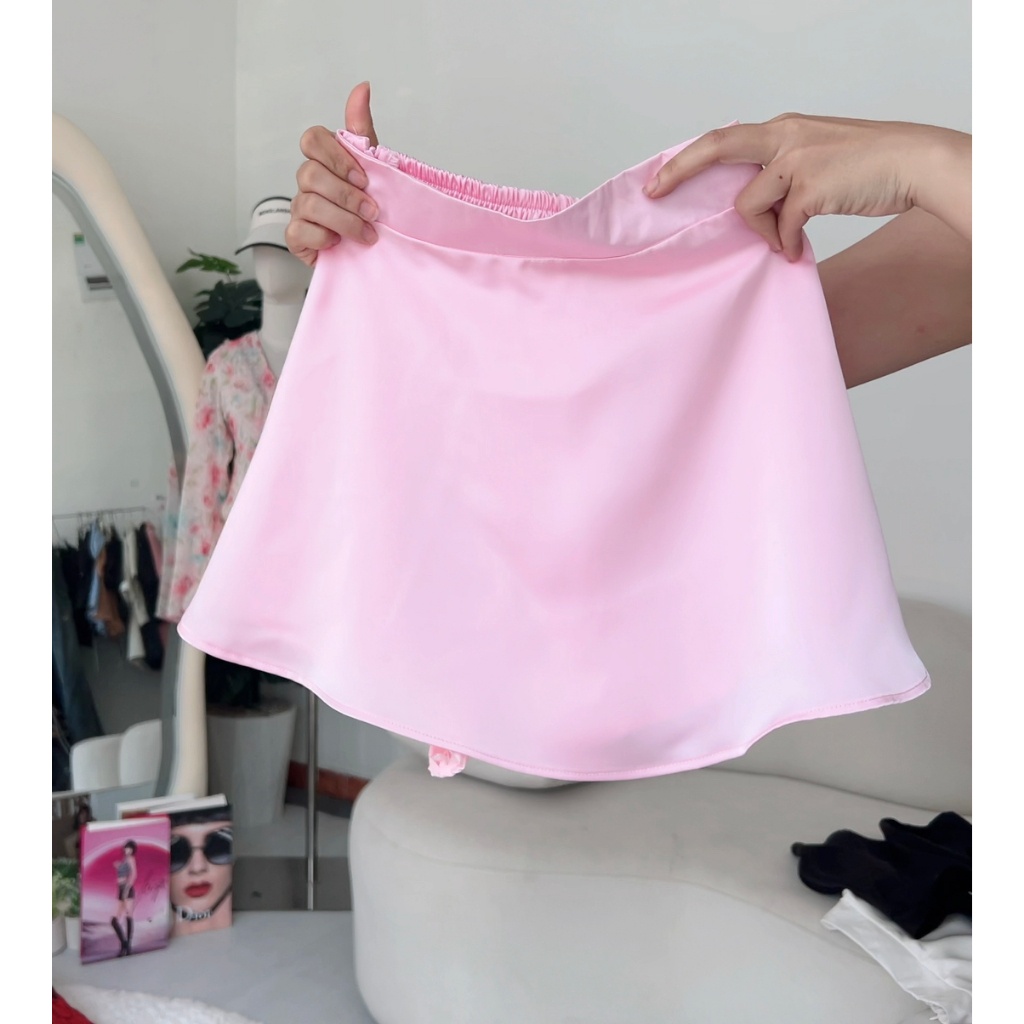 CHÂN VÁY LỤA QUẢNG CHÂU