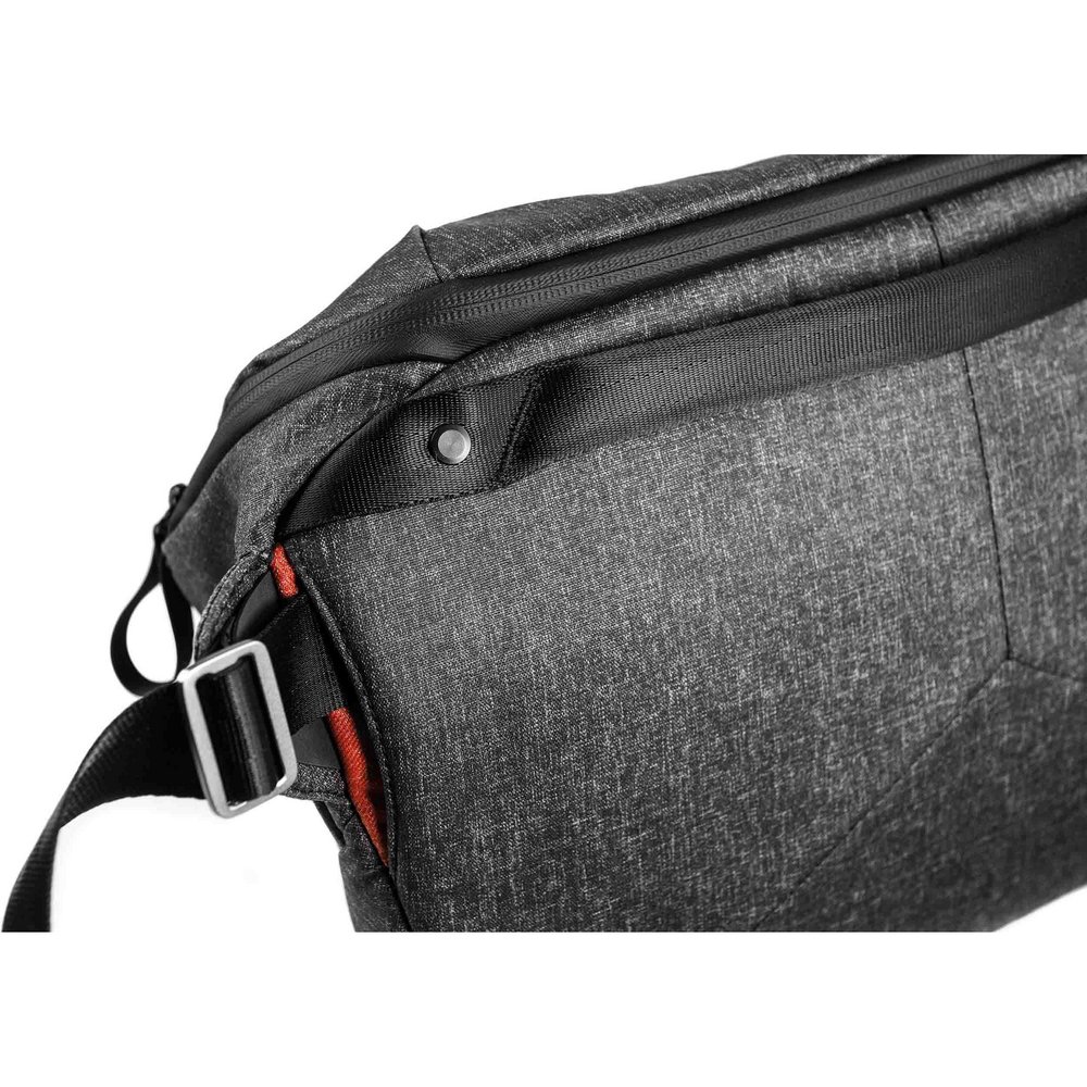 Túi Sling 10L Peak Design - Màu Charcoal - Charcoal