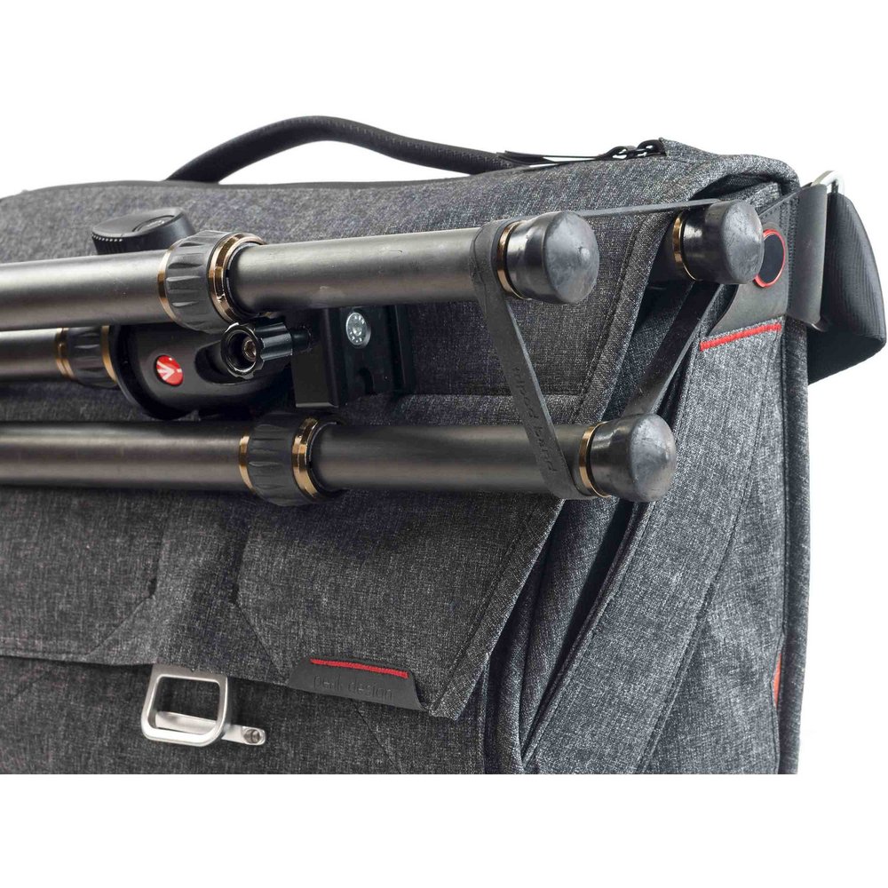 Túi Peak Design Everyday Messenger 15" (Charcoal)