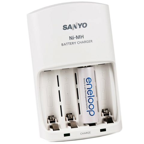 Sạc Pin nhanh Sanyo MQN-06