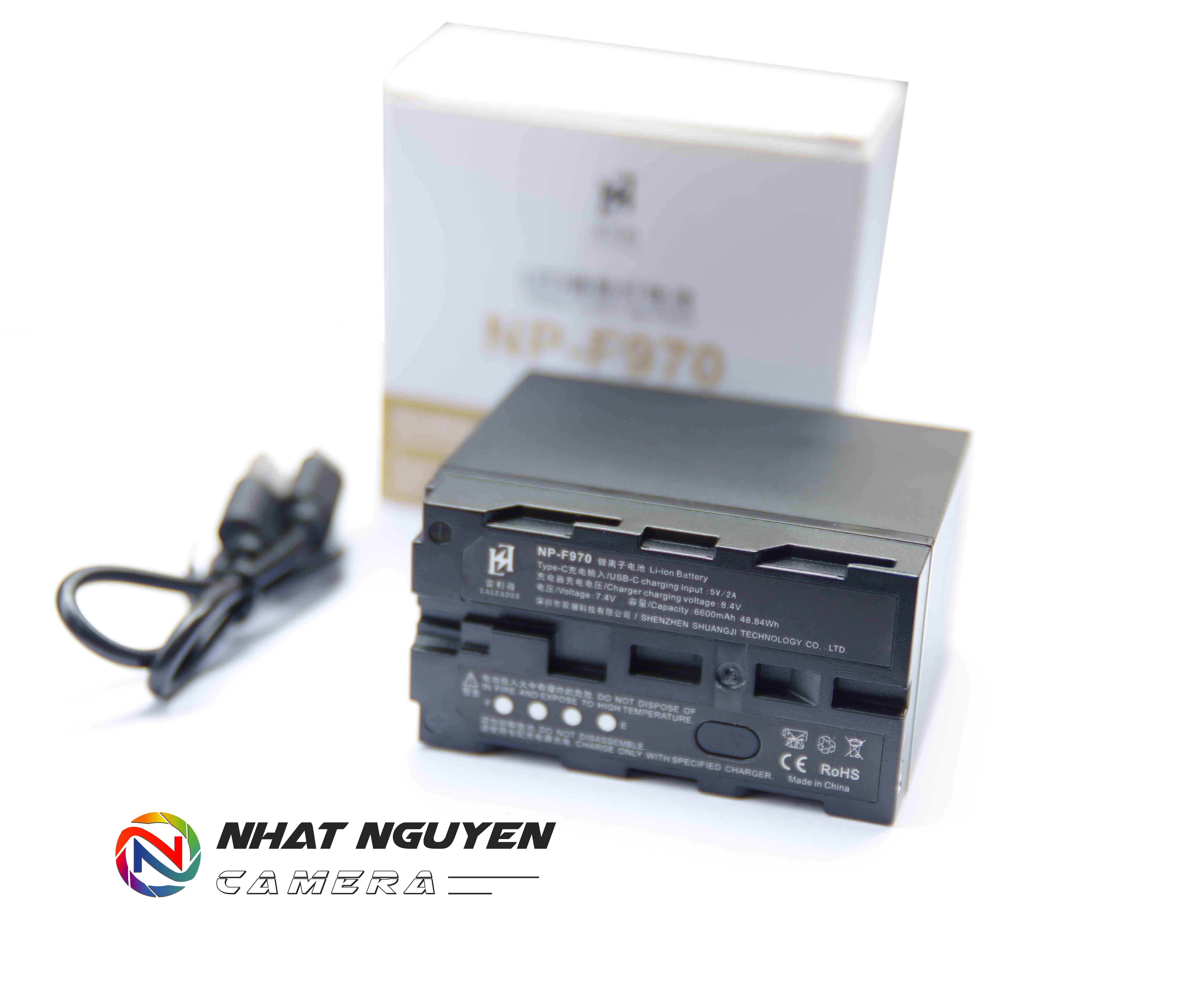 Pin NP F970 có cổng USB Type C