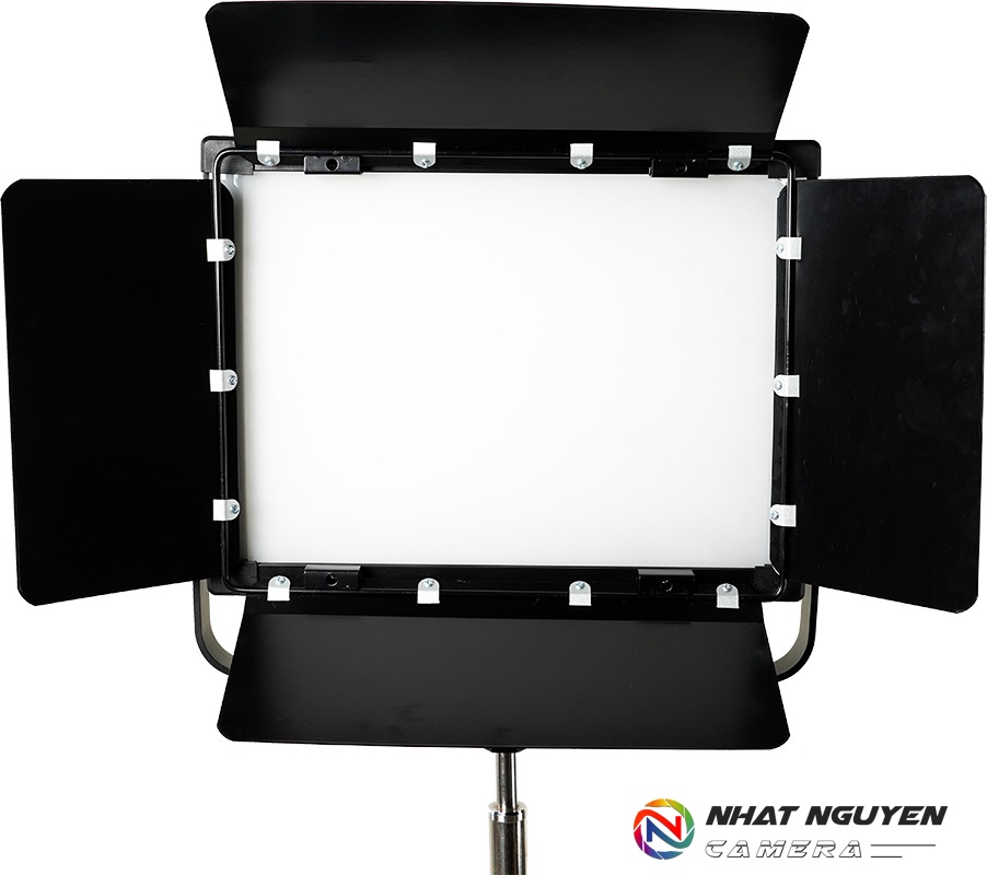 Đèn Led Quay Phim Chuyên Nghiệp Proton DL1200R 120w RGB & 3200k-5600K kèm cánh Barndoor