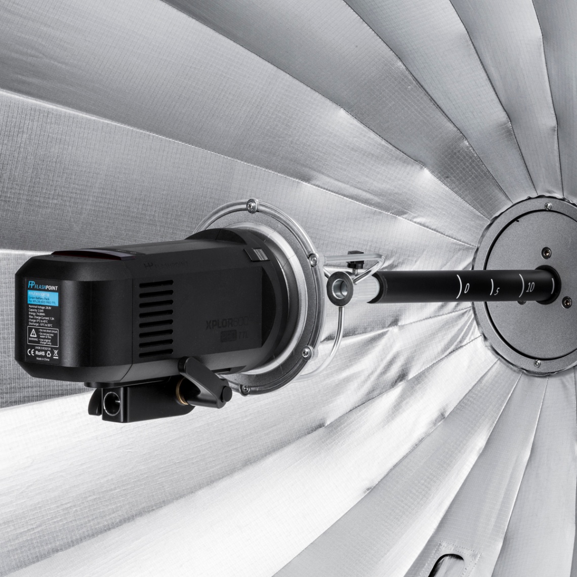 Glow Profond Quick-Open Deep Parabolic Softbox kèm Focusing Rod System