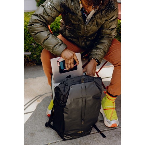 Peak Design Outdoor Backpack (Black, 45L)