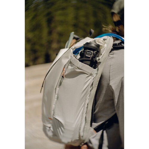 Peak Design Outdoor Backpack (Cloud - 25L)
