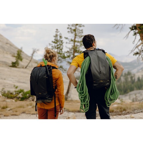 Peak Design Outdoor Backpack (Black - 25L)