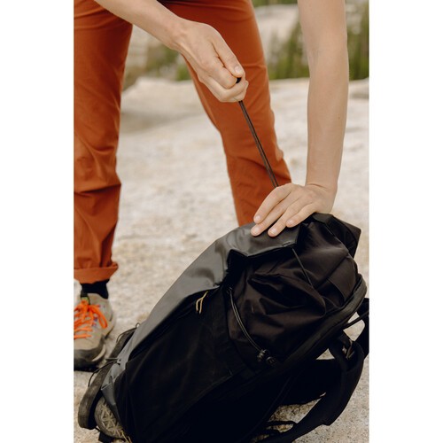 Peak Design Outdoor Backpack (Black - 25L)