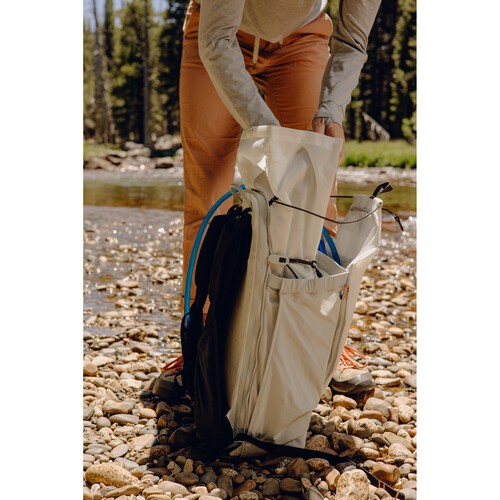 Peak Design Outdoor Backpack (Cloud - 25L)
