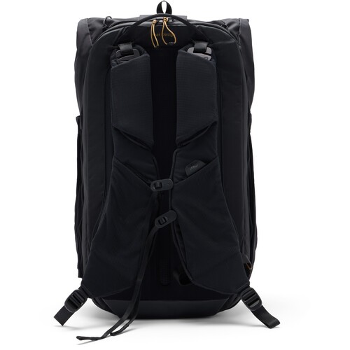 Peak Design Outdoor Backpack (Black - 25L)