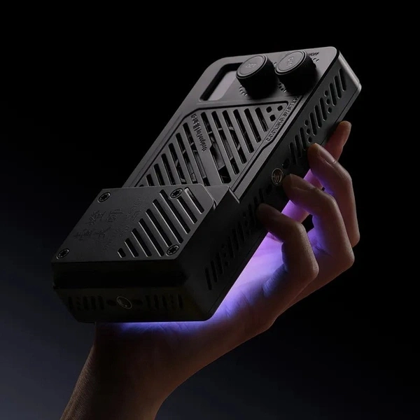 Ulanzi 40W P40 RGB - Đèn Pocket Light Ulanzi LM-P40 RGB công suất 40W