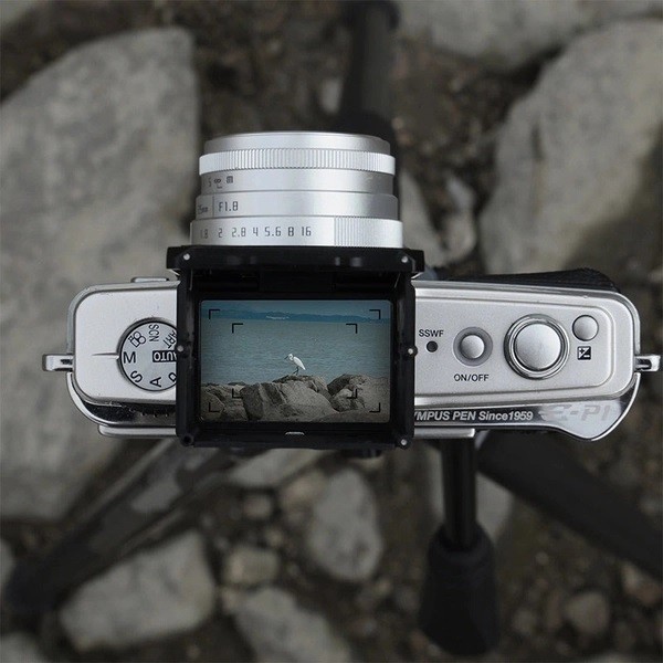 Ulanzi VF01 - Kính ngắm ngang eo Waist-Level Viewfinder