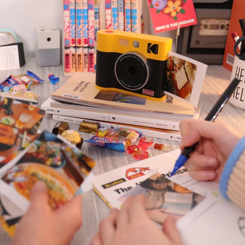 Kodak Instant Cam Mini 3 ERA MS300 - Yellow Black/Black