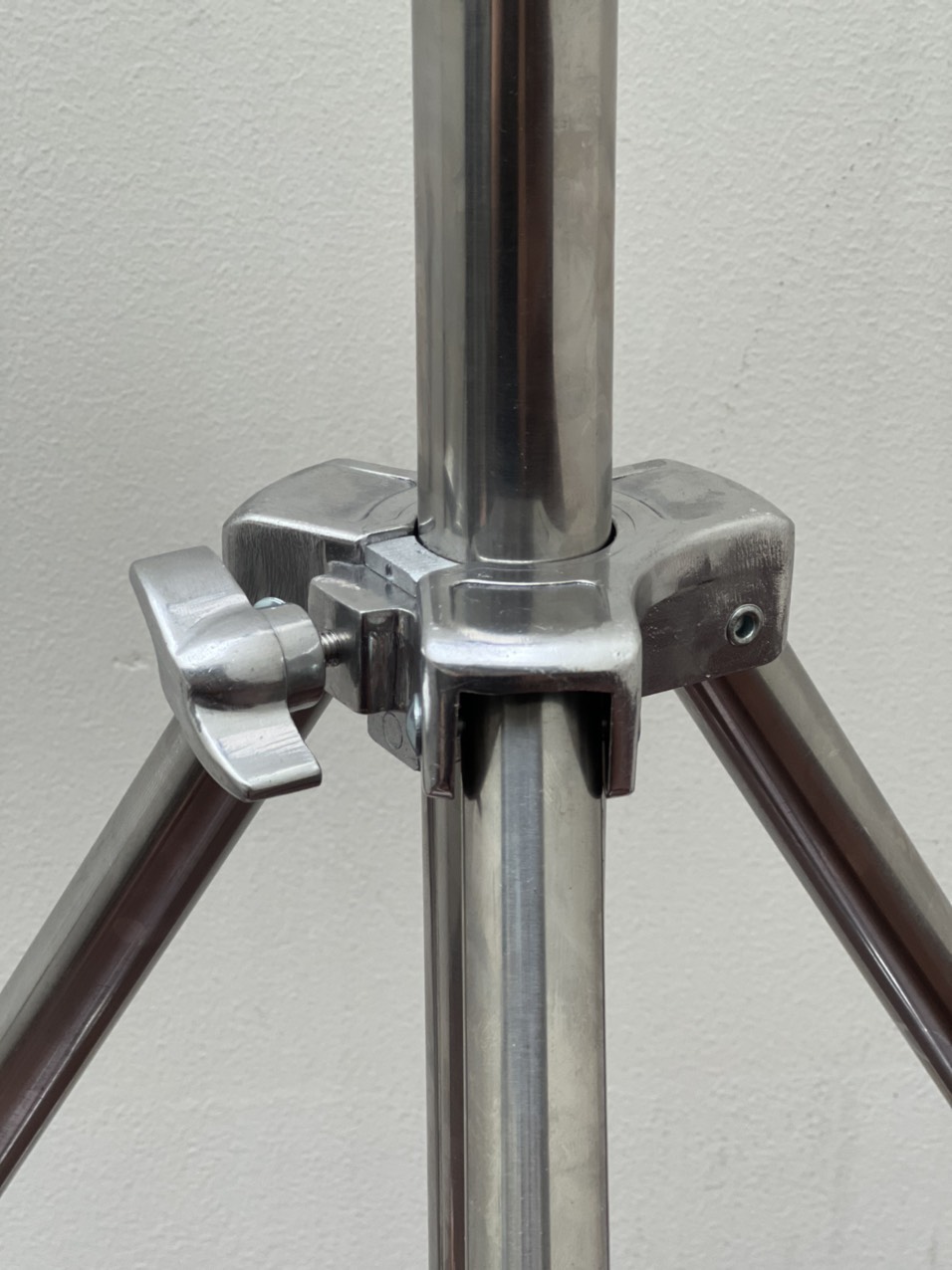 Chân Đèn Flash Inox J255 Pro