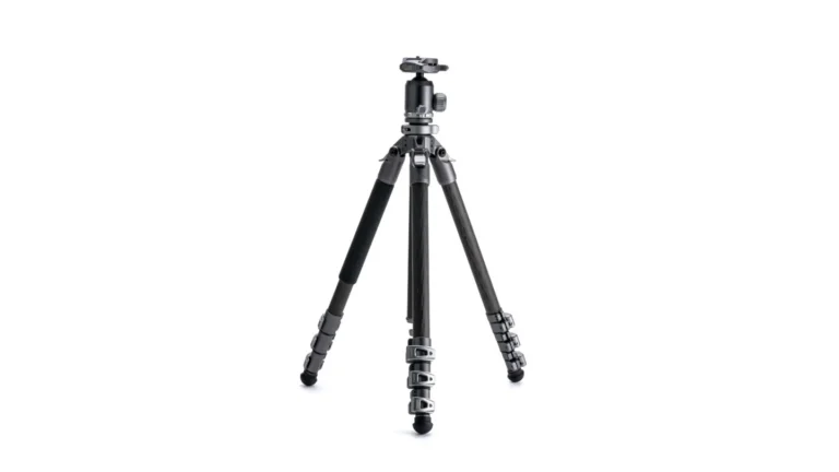Chân máy Tilta BT05 Travel Ball Head with 3-Stage Carbon Fiber Tripod Legs (5KG) (Chính hãng )