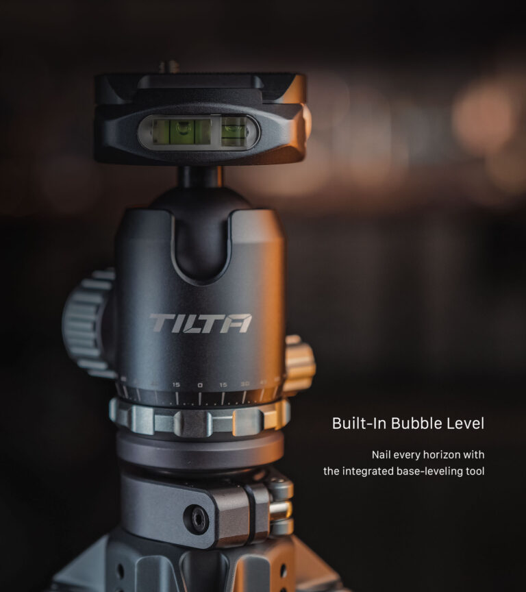 Chân máy Tilta BT05 Travel Ball Head with 3-Stage Carbon Fiber Tripod Legs (5KG) (Chính hãng )