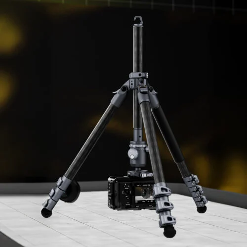 Chân máy Tilta BT05 Travel Ball Head with 3-Stage Carbon Fiber Tripod Legs (5KG) (Chính hãng )