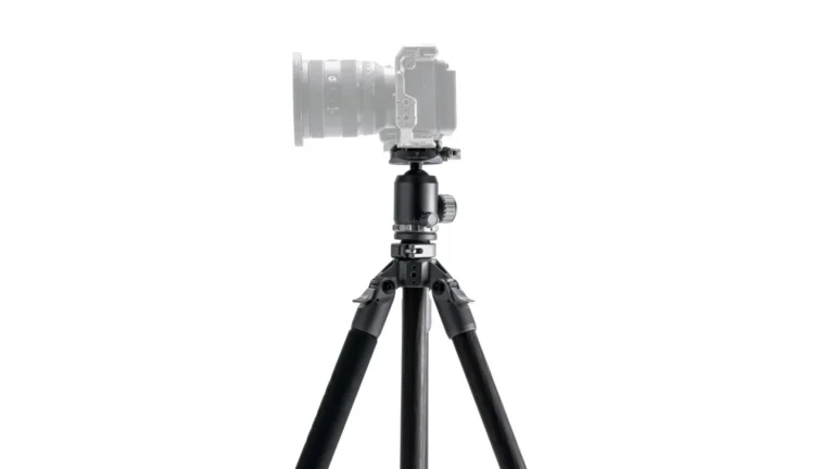 Chân máy Tilta BT05 Travel Ball Head with 3-Stage Carbon Fiber Tripod Legs (5KG) (Chính hãng )