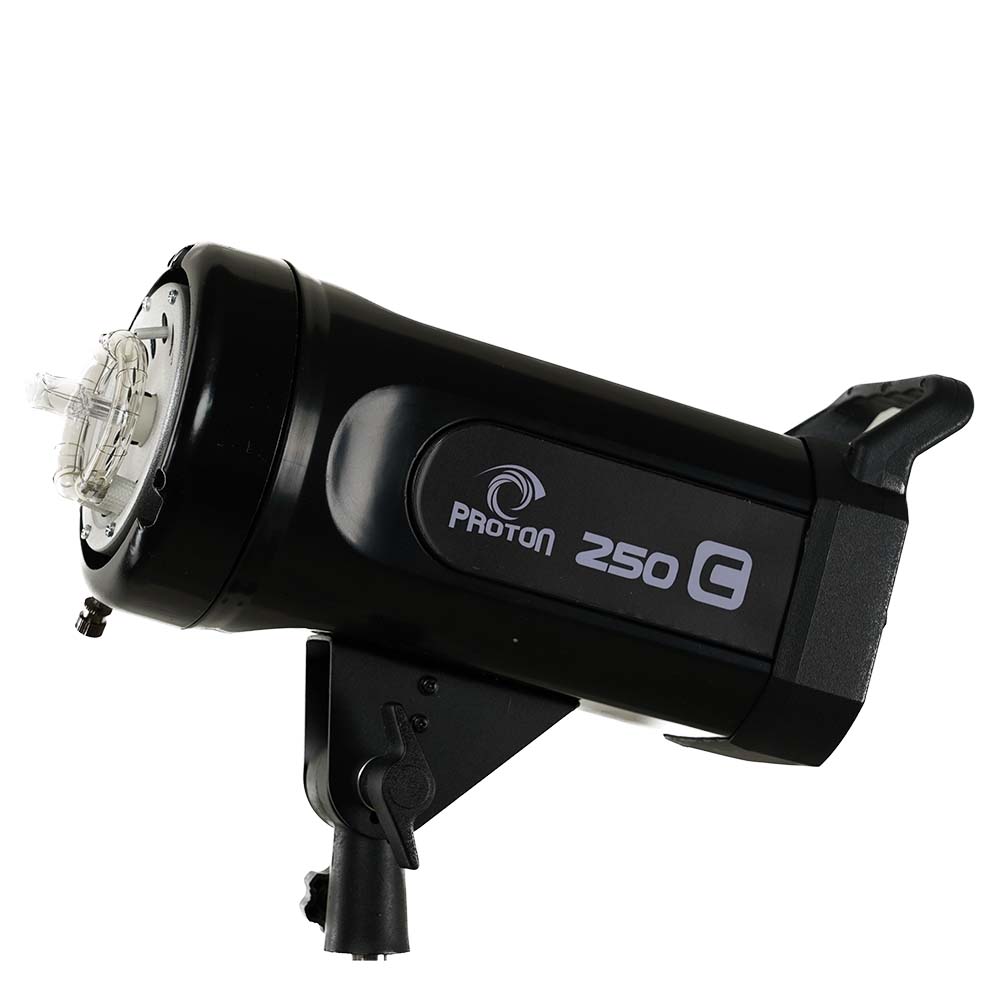Đèn flash studio Proton 250C