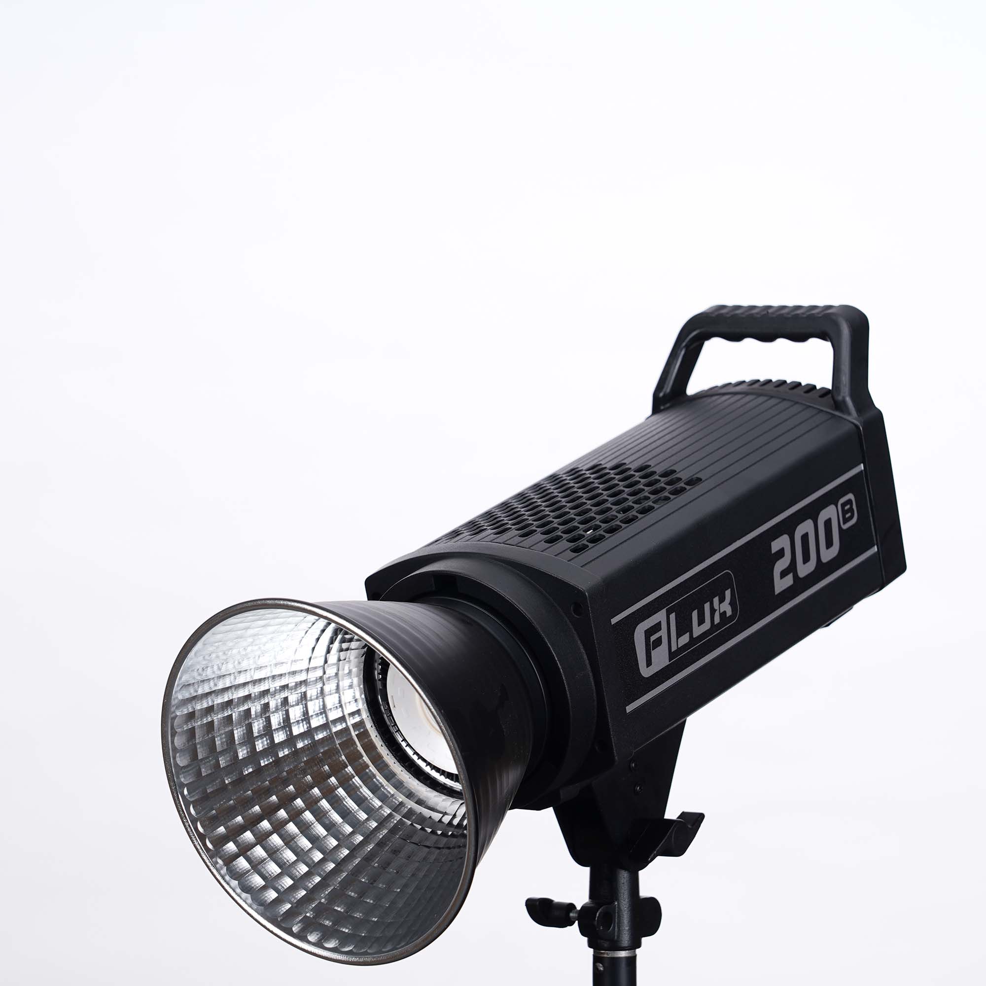Đèn led Proton FLUX 200B 2800K - 6500K