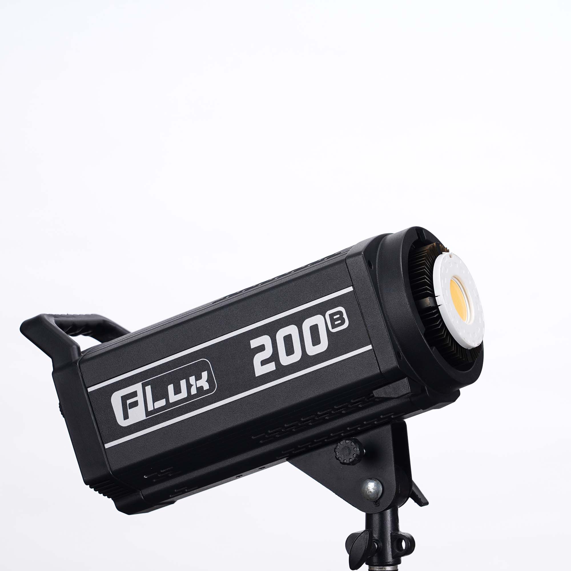 Đèn led Proton FLUX 200B 2800K - 6500K