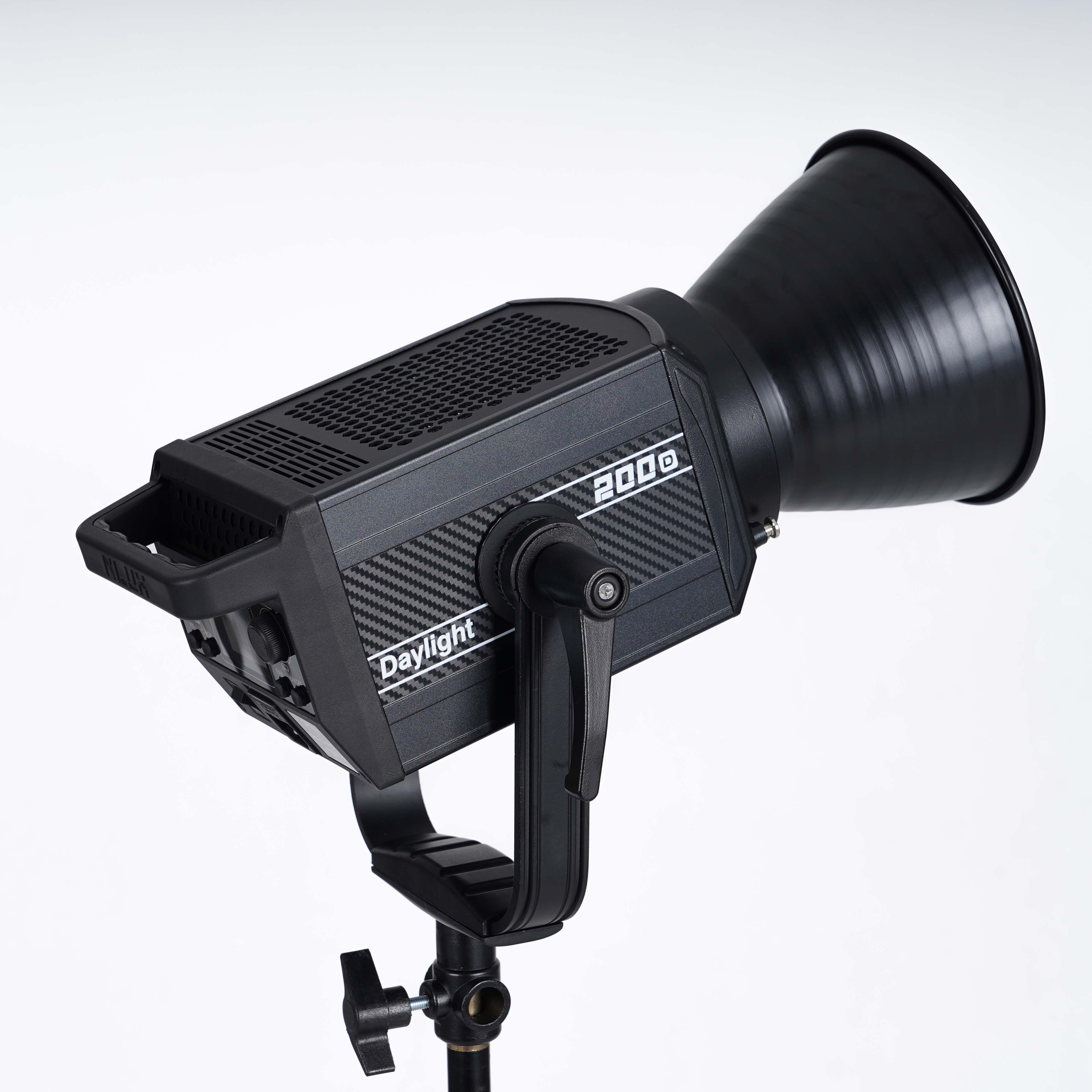 Đèn led Proton Nlux 200D 5600K