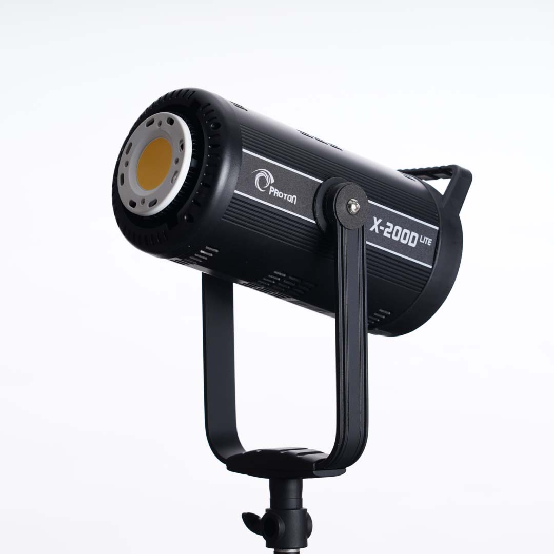 Đèn led Proton Xlite X-200D 5600K