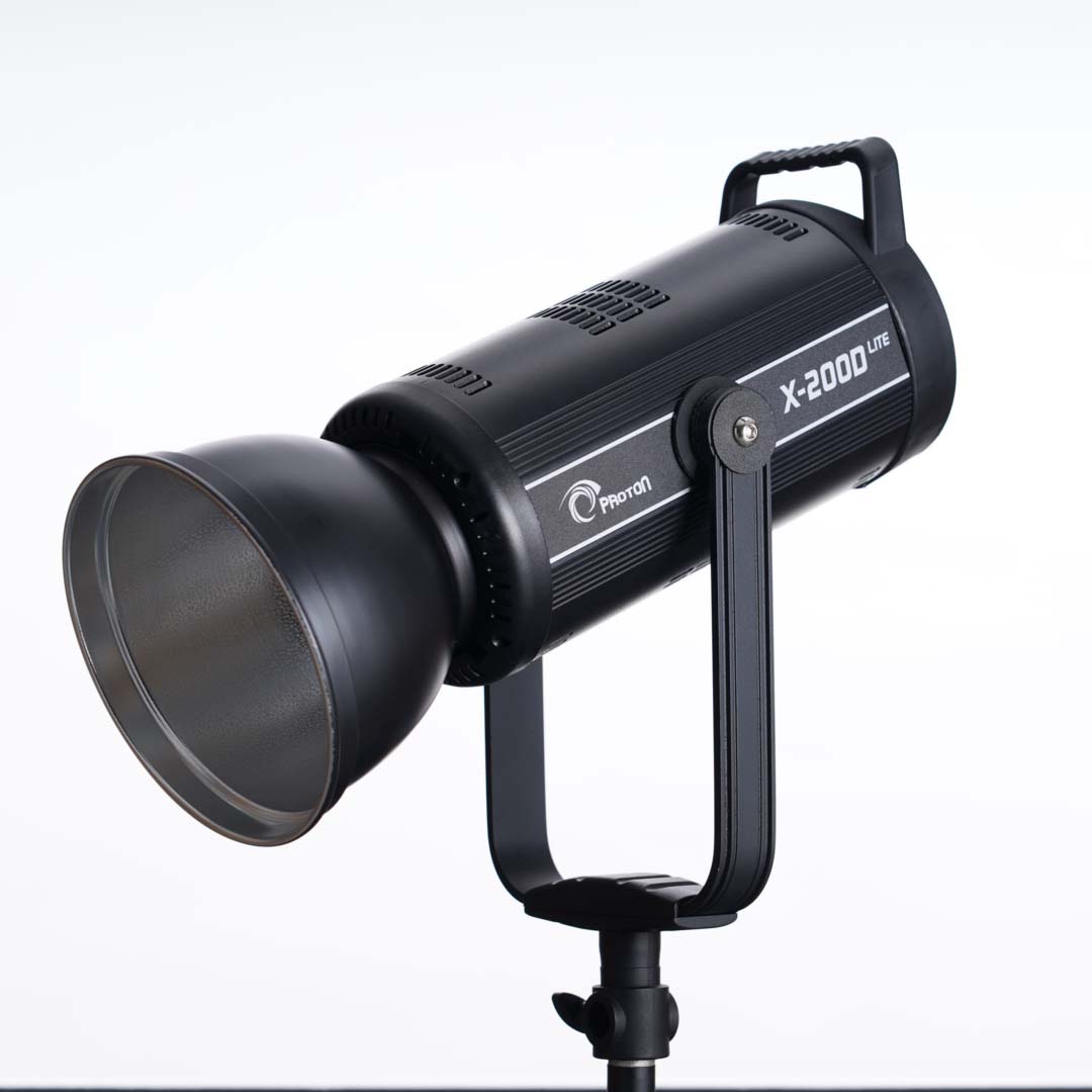 Đèn led Proton Xlite X-200D 5600K