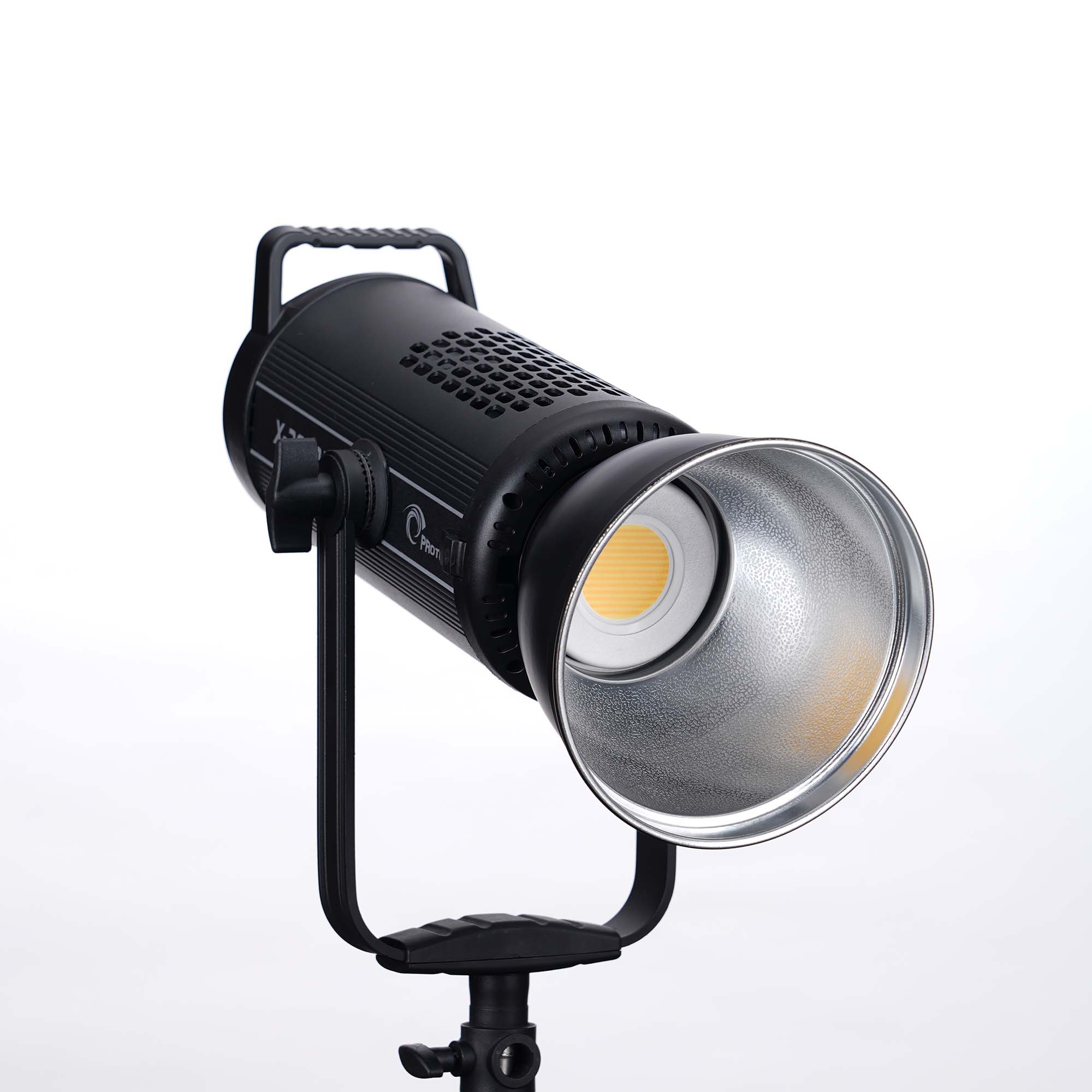 Đèn led Proton Xlite X-500D 5600K
