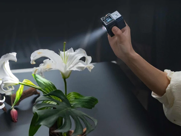 Nanlux Evoke 5C LED Full-Color Spotlight
