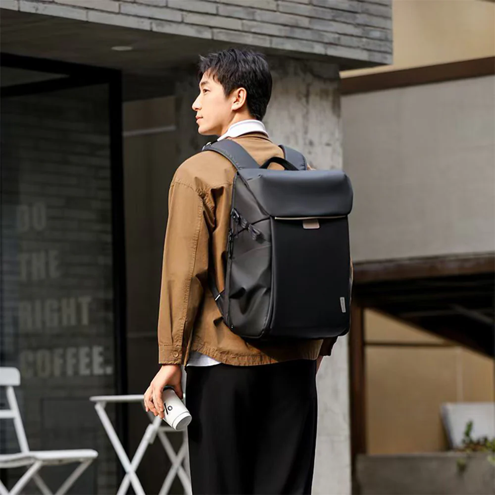 Balo-May-Anh-Eirmai-Y20-Dung-Tich-20L-Chong-Nuoc-Chinh-Hang-1.webp?v=1779512145