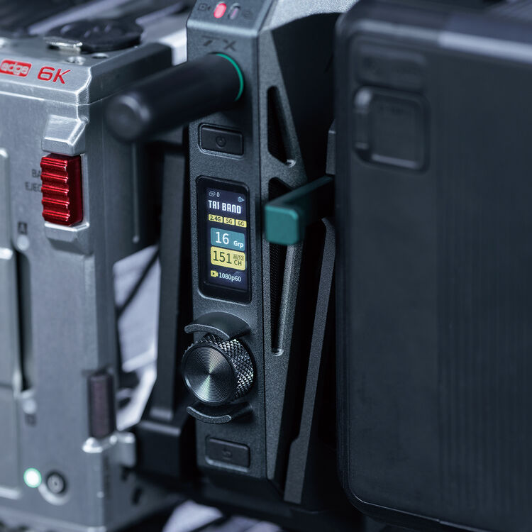 Bo-chuyen-doi-Accsoon-V-Lock-cho-CineView-Master-4K-amp-CineView-2-SDI-15.jpg?v=1776145889