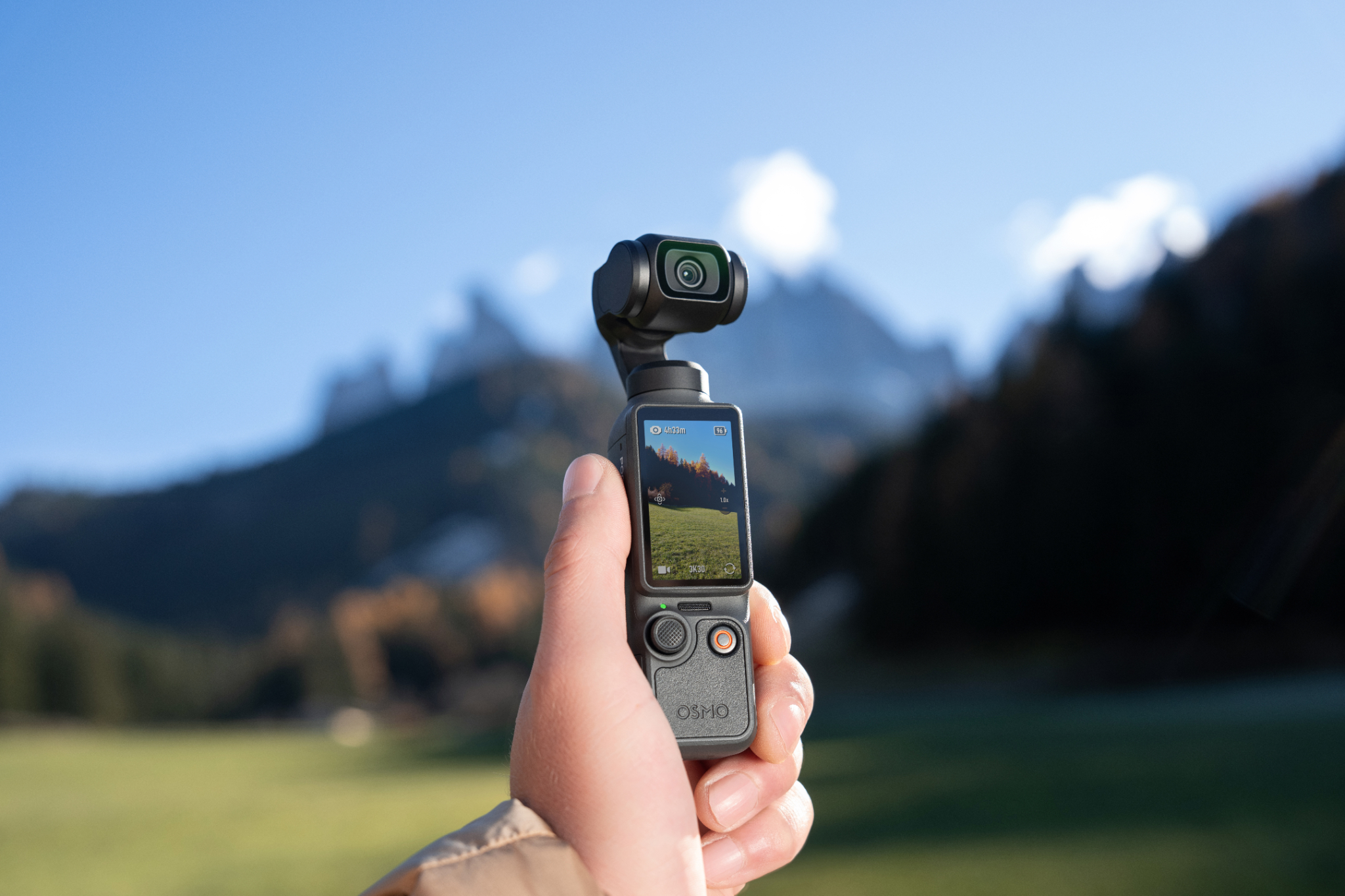 DJI-Pocket-4-Combo-Bao-hanh-chinh-hang-10.jpg?v=1776398992