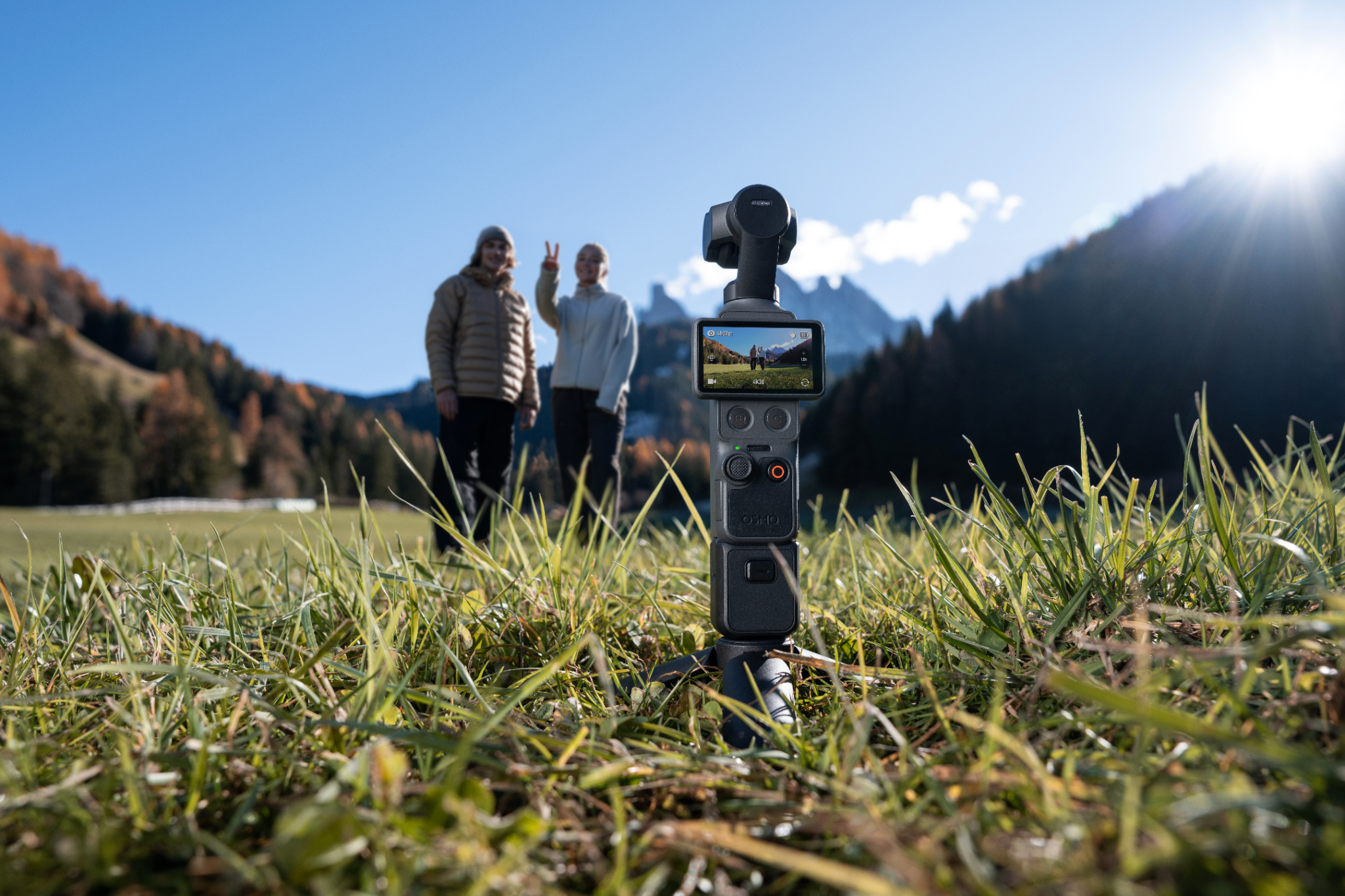 DJI-Pocket-4-Combo-Bao-hanh-chinh-hang-14.jpg?v=1776399052